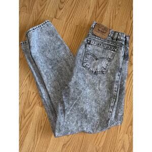 Vintage Men’s High Waist Acid Wash Levi Jeans 32/34